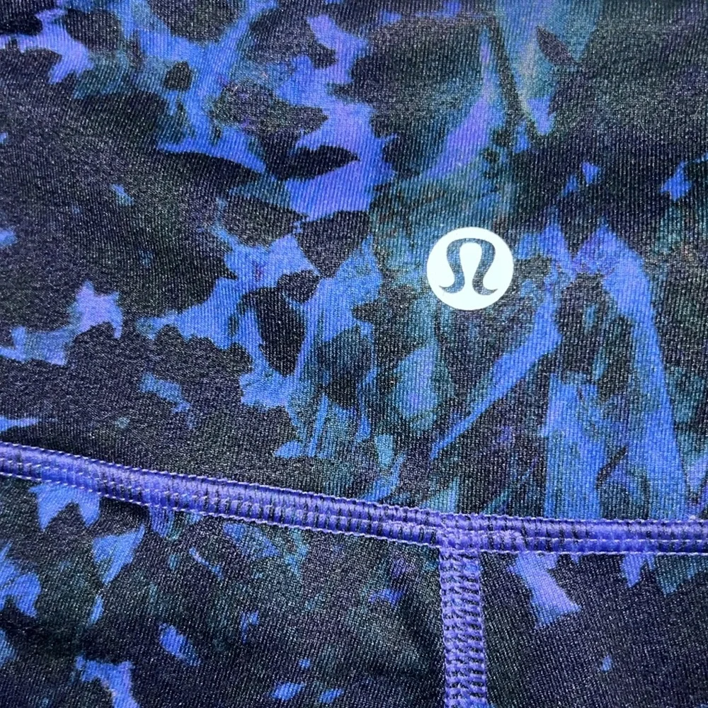 LULULEMON Workout Leggings